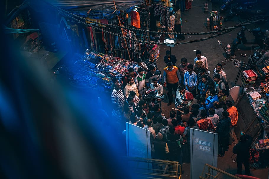 Group of People Forming Circle, crowd, market, men, new delhi HD wallpaper