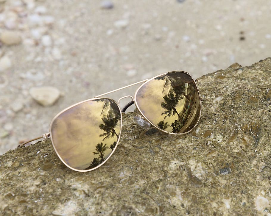 glasses, close-up, reflection, sunglasses, transparent, still life HD wallpaper