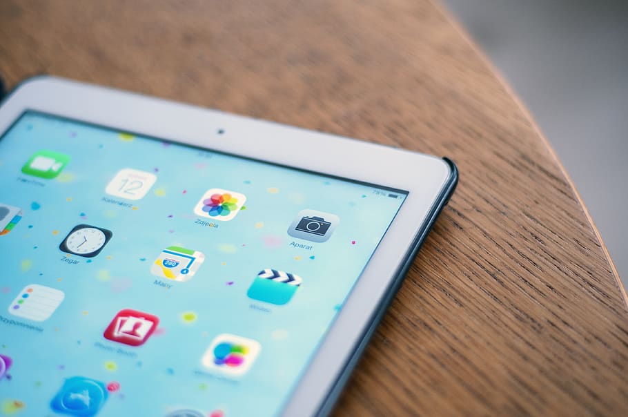 ipad, tablet, technology, business, office, desk, work, communication HD wallpaper