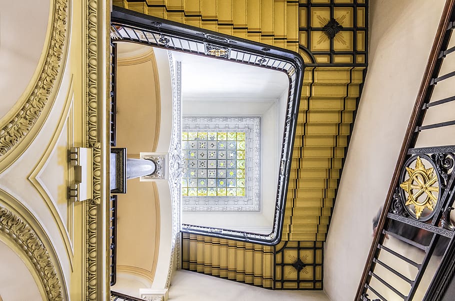 trap, spiral, design, interior, old, stairwell, perspective HD wallpaper