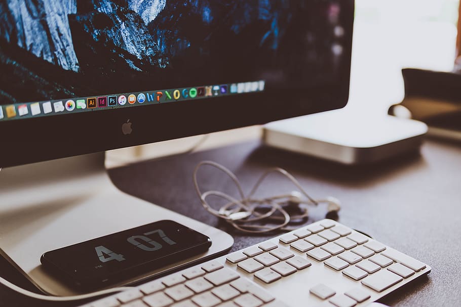 computer, keyboard, apple, electronics, modern, technology HD wallpaper