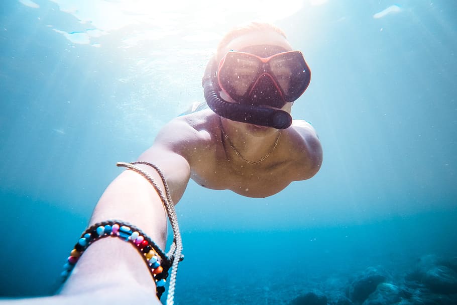Underwater Diving Snorkeling Selfie in The Sea #2, active, healthy HD wallpaper