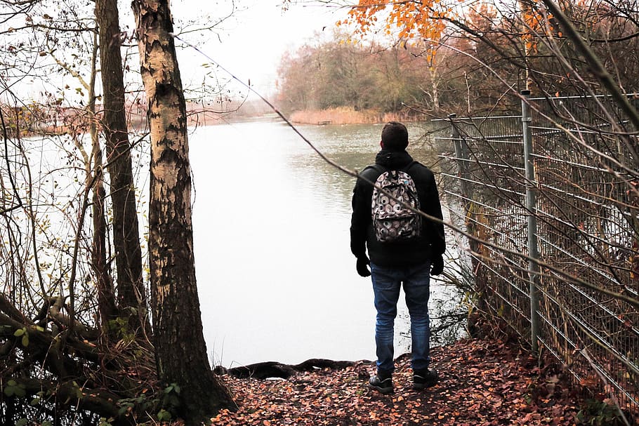 forest, shoot, water, tree, canon, cold, backpack, gloves, hair HD wallpaper