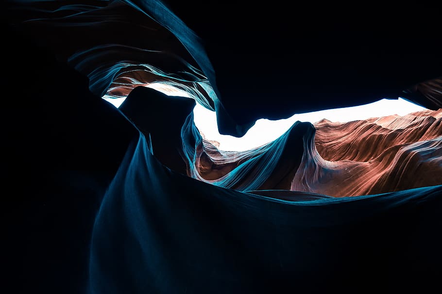 antelope Arizona, art, mammal, horse, animal, crystal, light HD wallpaper