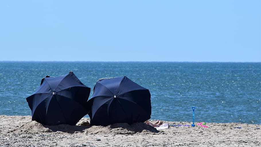 parasol, sun, sunbathing, beach, sand, vacations, sea, tourism HD wallpaper