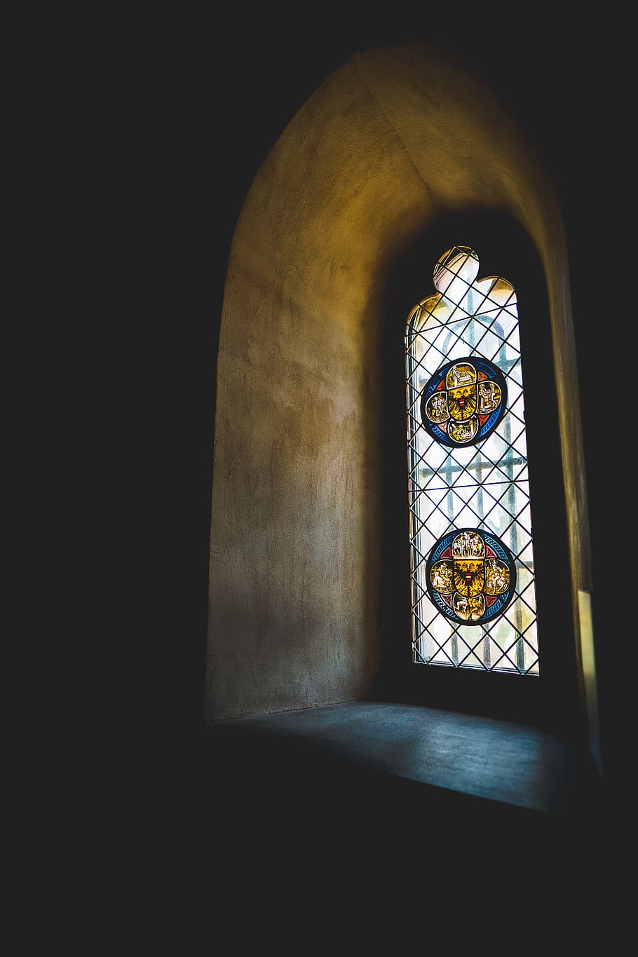 gray concrete building, art, stained glass, crypt, architecture HD wallpaper
