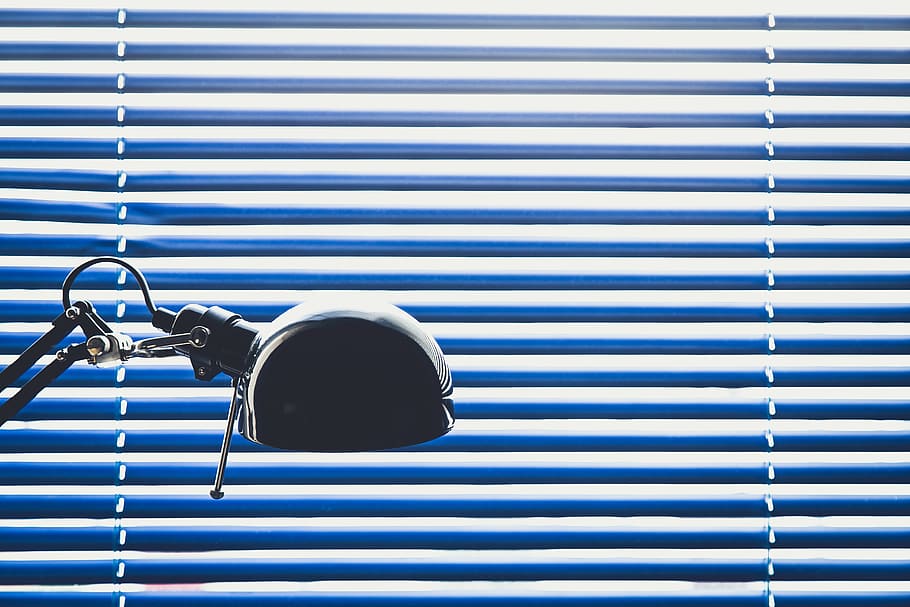 blue, blinds, lamp, desk, window, decor, home, office, pattern HD wallpaper