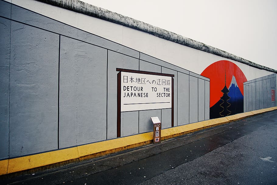 berlin wall, coldwar, east berlin, japanese, text, communication HD wallpaper