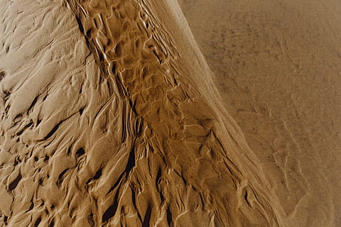 The abstract line designed by water up on sand texture, beach HD wallpaper