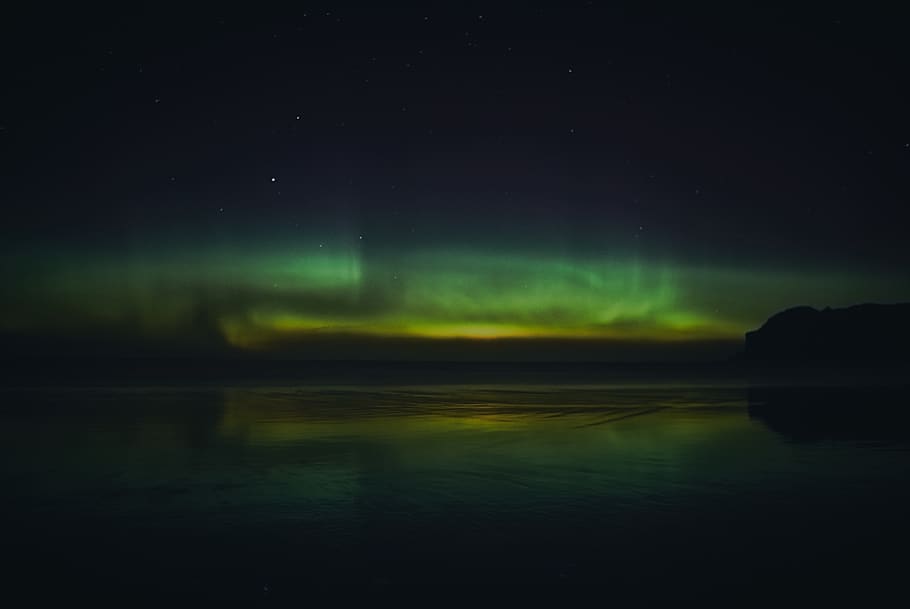 aurora, green, space, sky, nature, reflection, sea, water, scenics - nature HD wallpaper