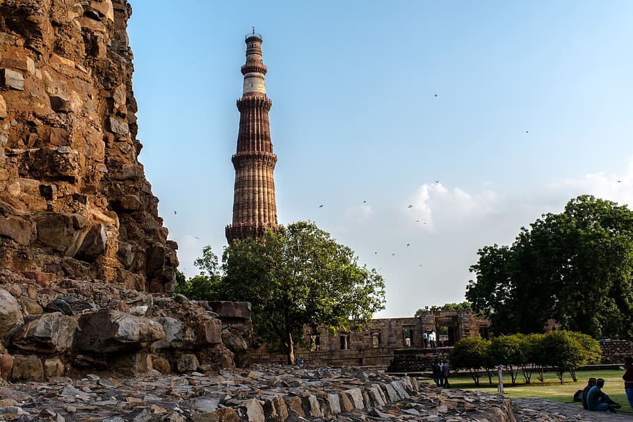 HD wallpaper: qutub minar, india, new delhi, tall, evening, mughal, fort |  Wallpaper Flare
