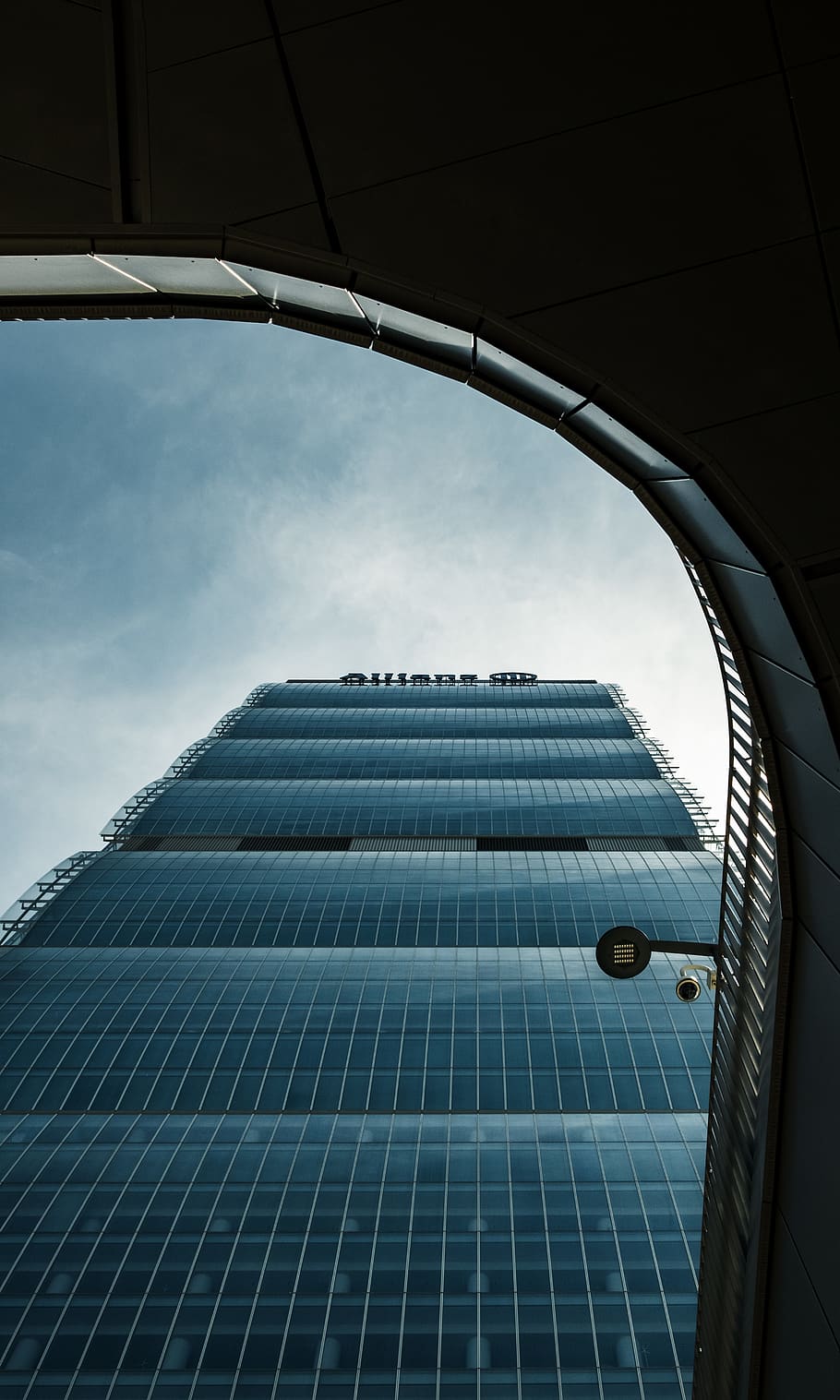 blue building at daytime, architecture, built structure, sky HD wallpaper