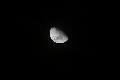 half moon in landscape photography, lunar, space, night, minimal HD wallpaper