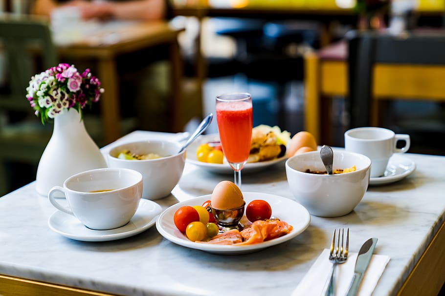 white ceramic teacup, food and drink, table, freshness, refreshment HD wallpaper