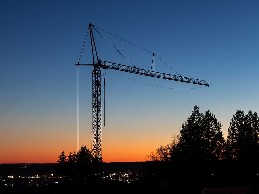 crane during golden hour, construction crane, silhouette, sunset HD wallpaper