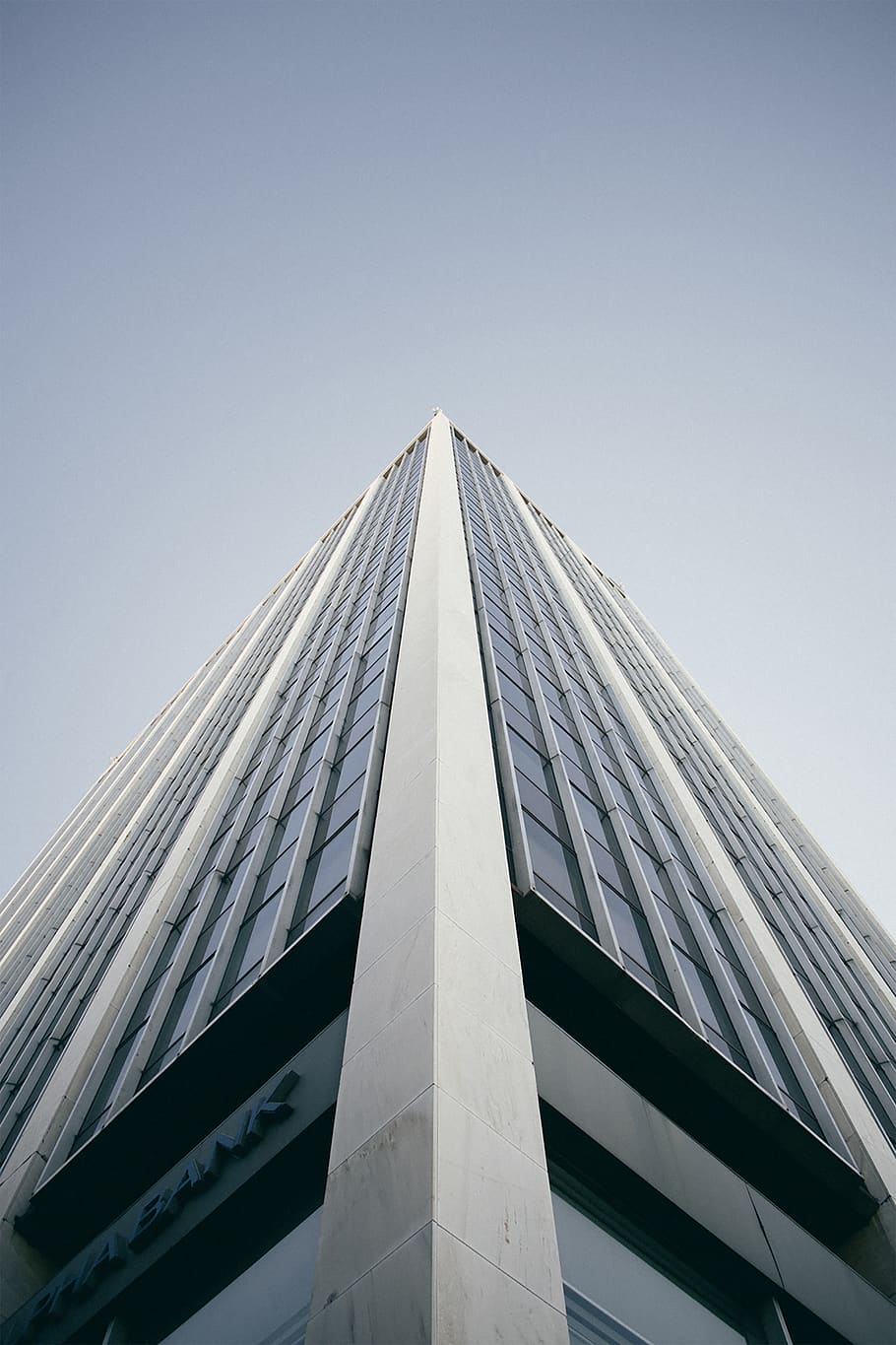 tall building, office building, town, city, high rise, urban HD wallpaper