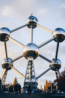 Atomium, Brussels during daytime, human, person, ferris wheel HD wallpaper