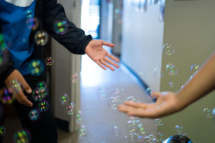 person, human, paper, bubble, finger, love, fun, bubbles, ministry HD wallpaper