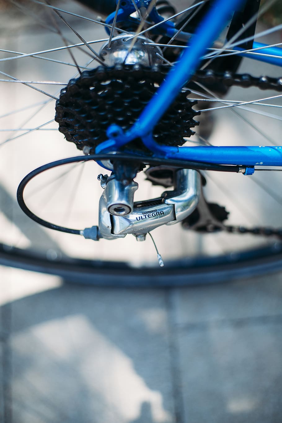 bicycle derailleur, close-up, no people, blue, selective focus HD wallpaper