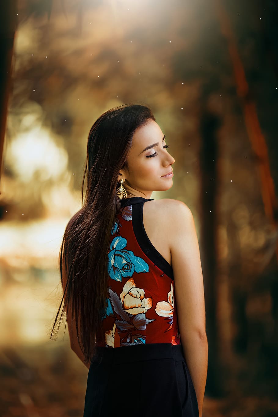 Woman Wearing Floral Top, attractive, beautiful, beauty, blur