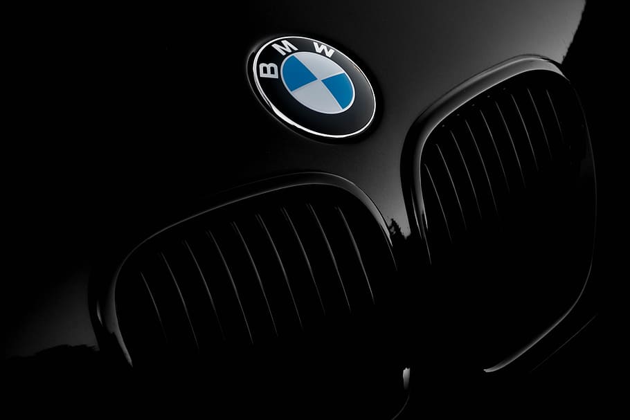 BMW logo, badge, grill, bonnet, hood, car, luxury, sports car, HD wallpaper