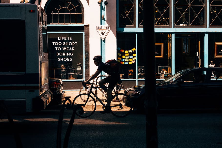 Cyclist, city and Urban, bicycle, bicycles, bike, bikes, cycling, HD wallpaper
