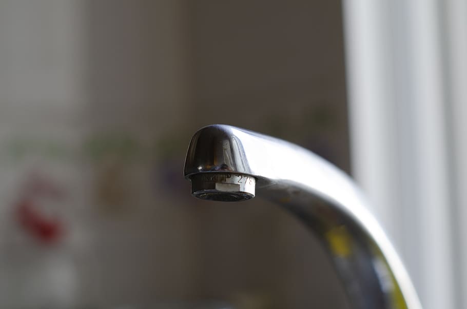 tap, water, clean, metal, faucet, close-up, no people, focus on foreground HD wallpaper