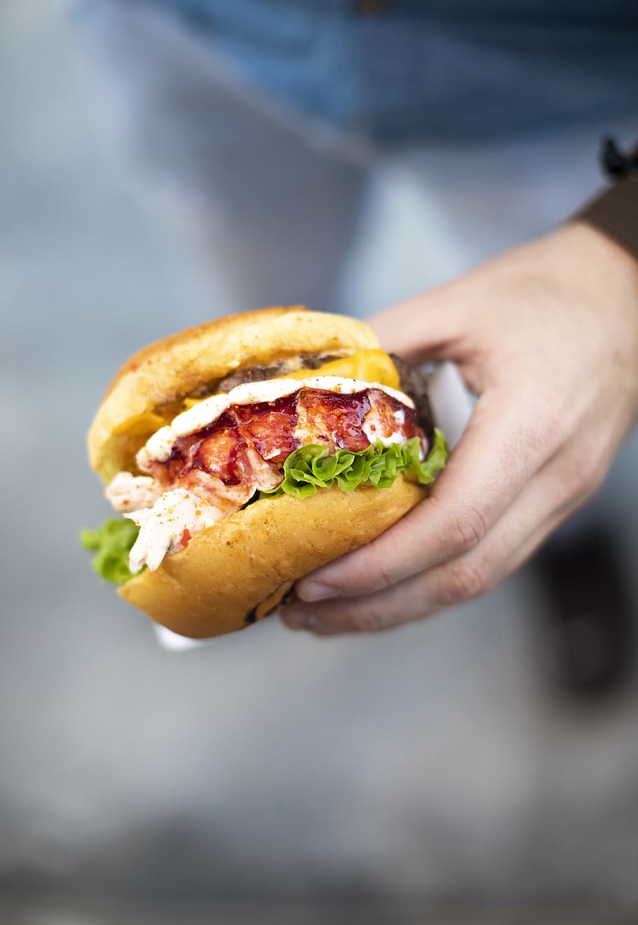 hamburger sandwich, human, person, food, hot dog, bun, bread, HD wallpaper