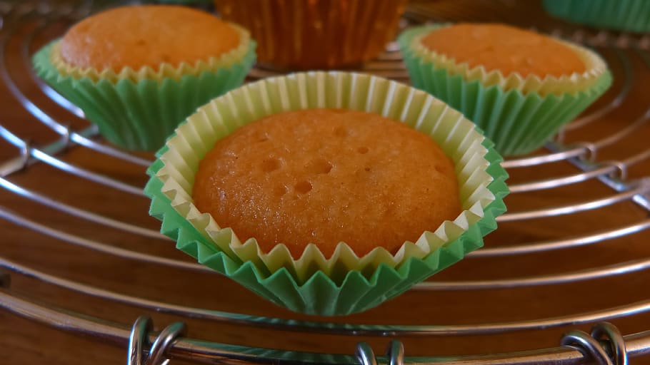 cake, baker, cupcake, sweet, delicious, baking, fun, cook, baked HD wallpaper