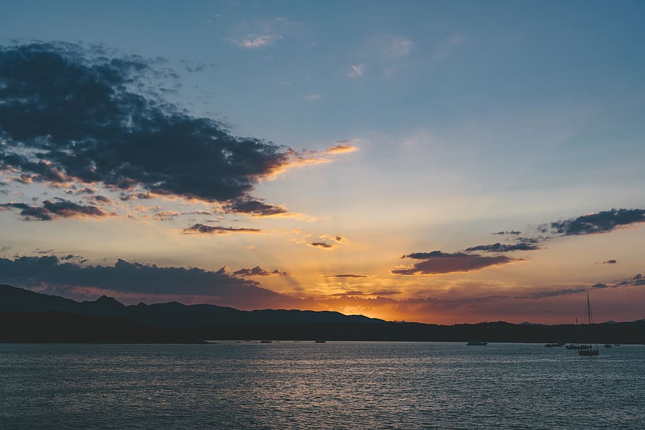 sunset, clouds, boats, sky, ocean, water, beauty in nature HD wallpaper