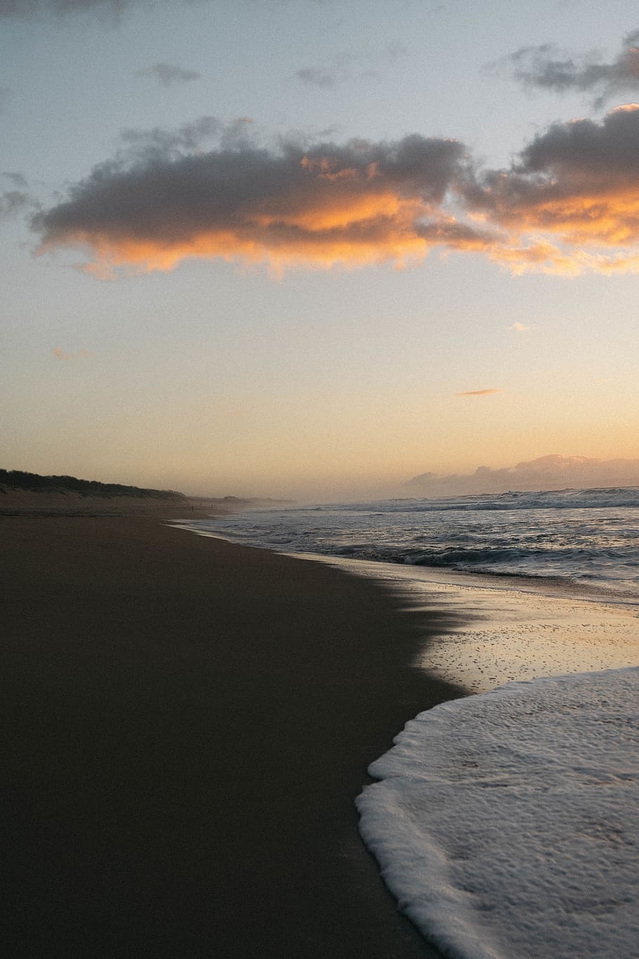 beach under white sky, sea, sunset, land, water, cloud - sky HD wallpaper