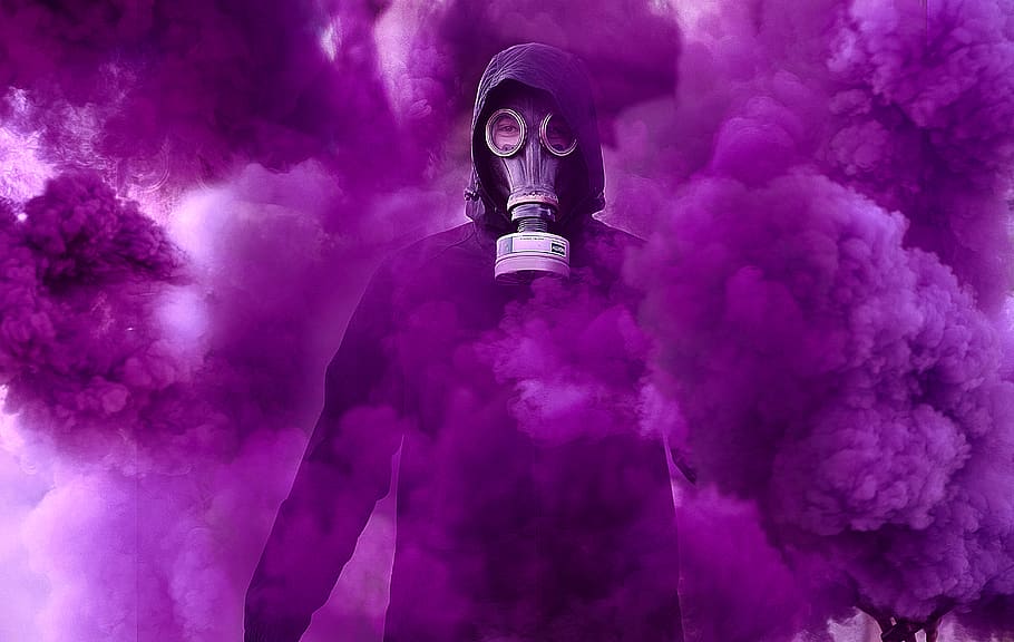 person in black gas mask under purple fog, urban, town, metropolis, HD wallpaper