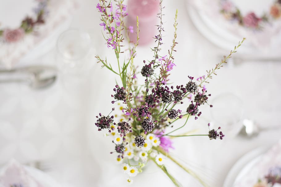 flowers, wedding, romantic, table, floral, romance, love, composition HD wallpaper
