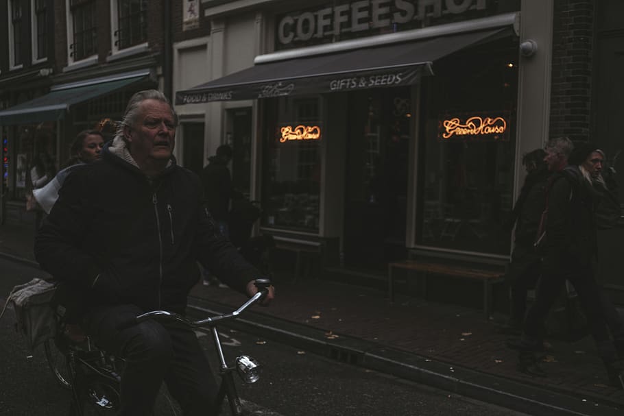 man riding bicycle, cloudy, shop, person, bike, real people, architecture HD wallpaper