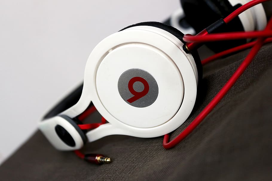 Beats by dre white and red new arrivals