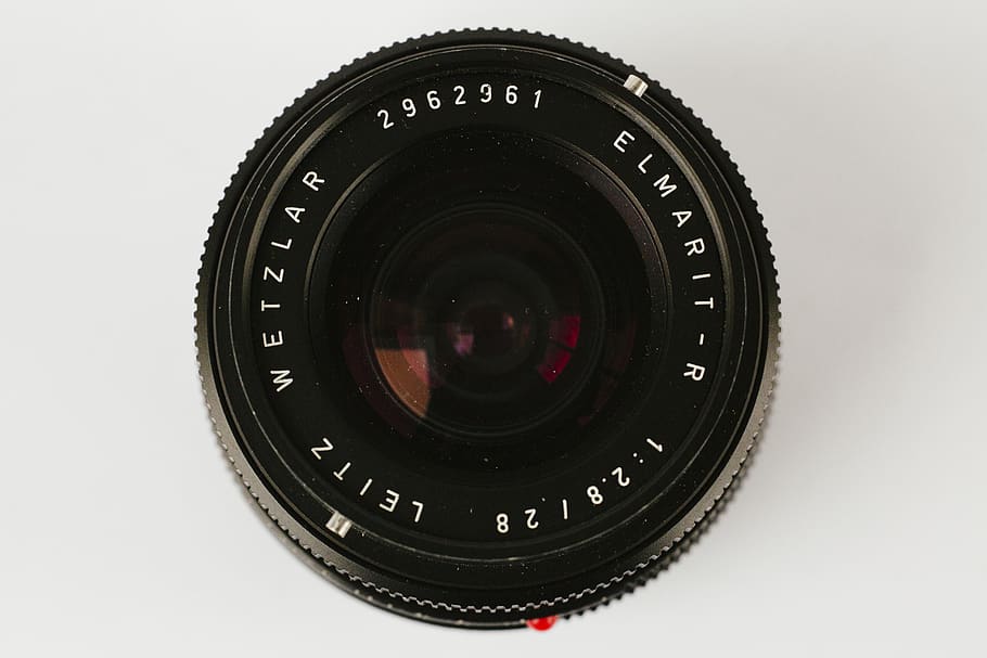 black camera lens with white background, studio shot, photographic equipment HD wallpaper