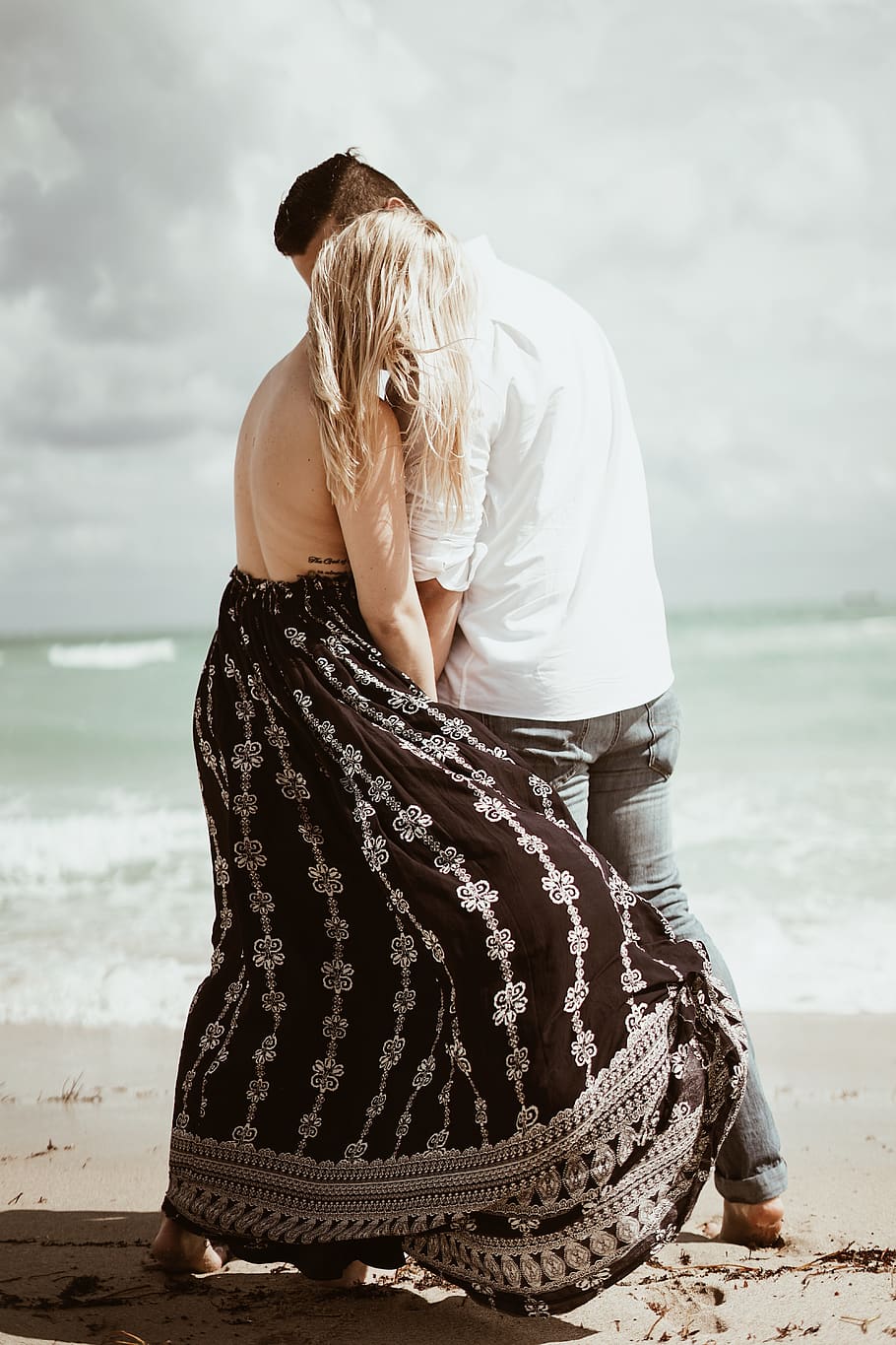 couple hugging each other, clothing, apparel, gown, evening dress HD wallpaper