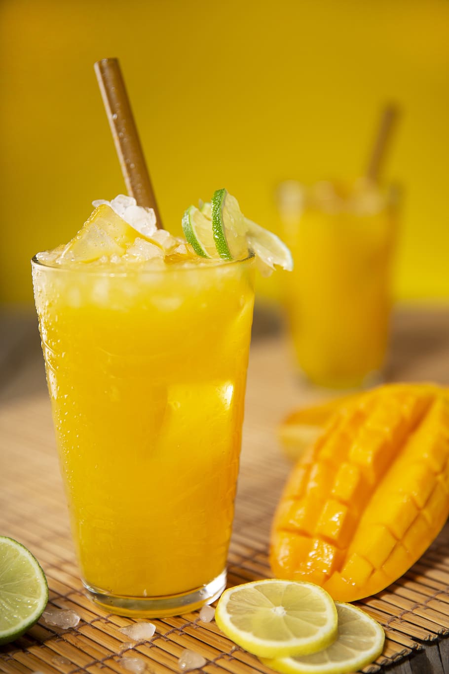 mango and lemon juice, drink, beverage, orange juice, beer, alcohol, HD wallpaper