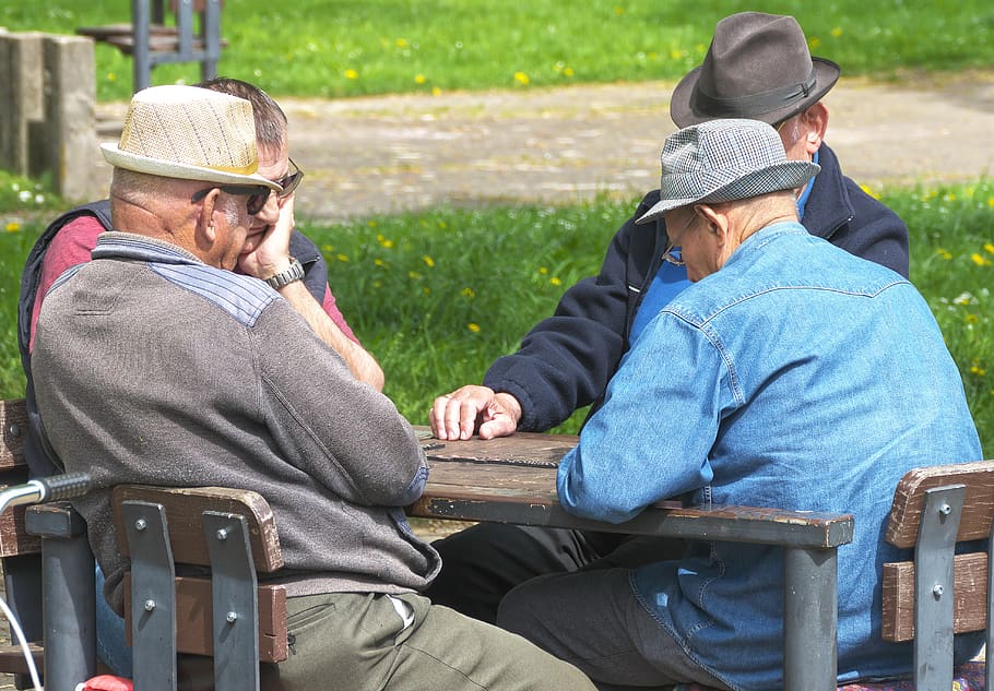 pensioners, men, domino game, sitting, hat, protected, pastime