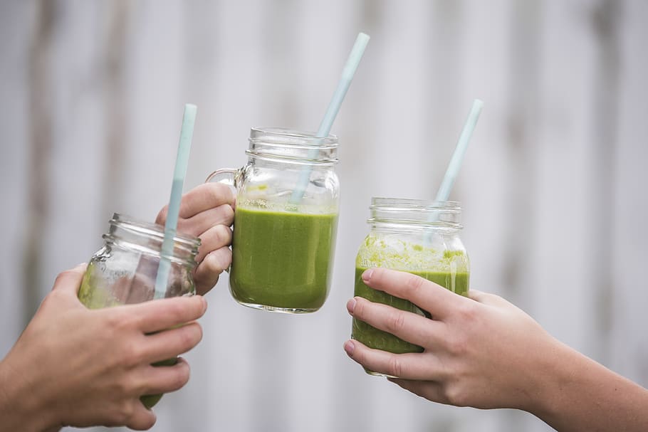 people cheering their drinks, human hand, food and drink, straw HD wallpaper