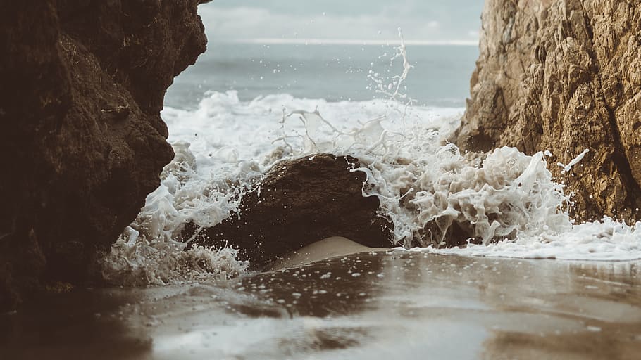 black and white stone fragment, water, sea, motion, wave, aquatic sport HD wallpaper