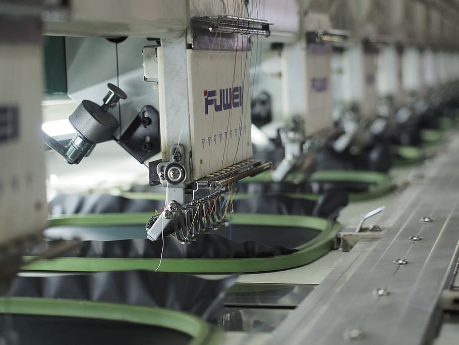 white sewing machine, technology, equipment, selective focus HD wallpaper