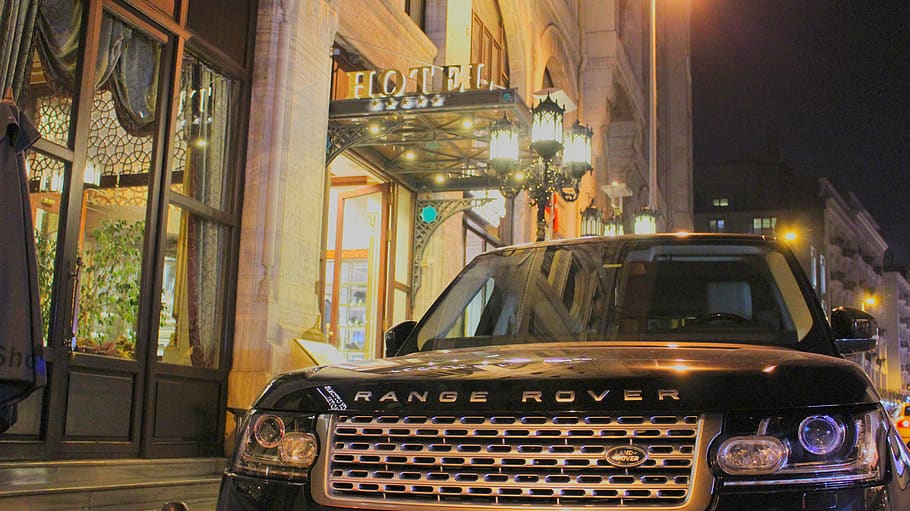 range rover, hotel, a night out, reflection, light, mode of transportation HD wallpaper