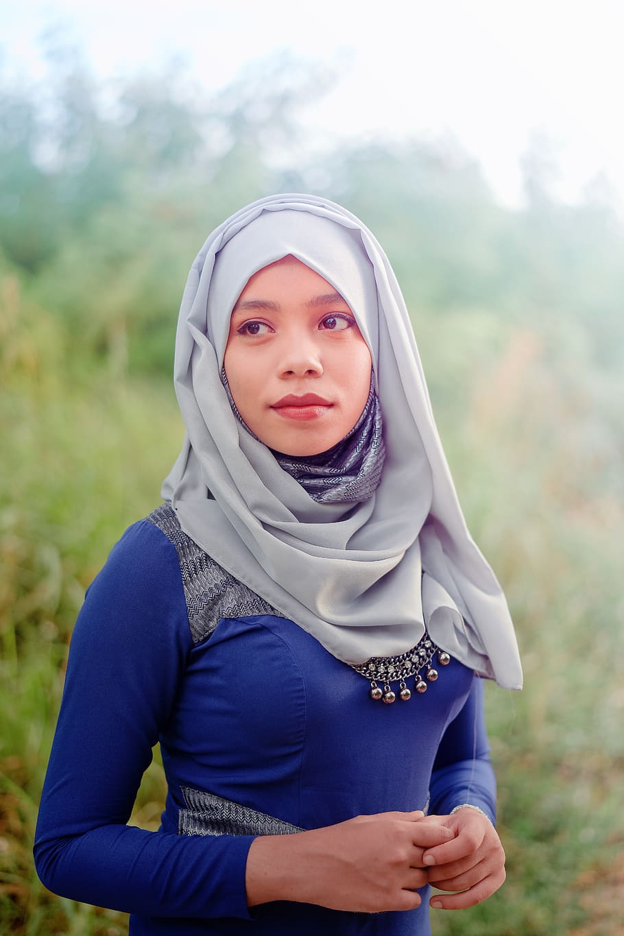 one person, headscarf, portrait, real people, front view, clothing HD wallpaper