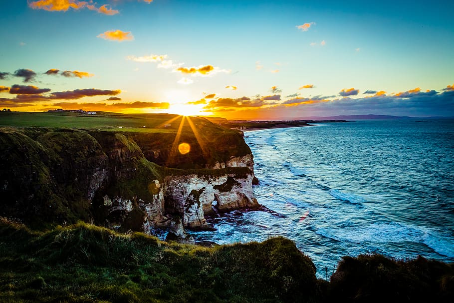 cliff facing ocean, nature, outdoors, promontory, flare, light HD wallpaper