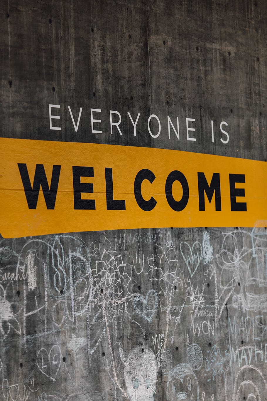 Everyone is Welcome signage, text, communication, western script, HD wallpaper