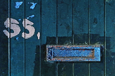 blue mailbox, door, rust, handrail, banister, word, wall, wood HD wallpaper