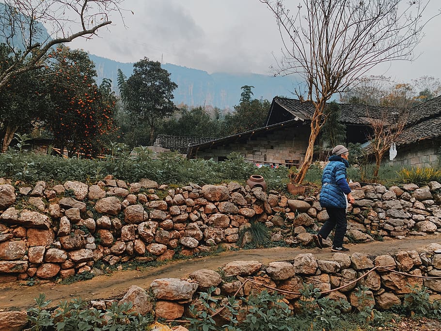 rubble, person, human, wall, ground, slate, 304 sheng dao, china HD wallpaper