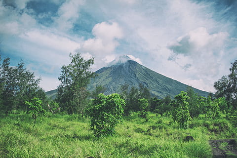 Landscape Photography Of Mountain Under Cloudy Sky, clouds, daylight HD wallpaper