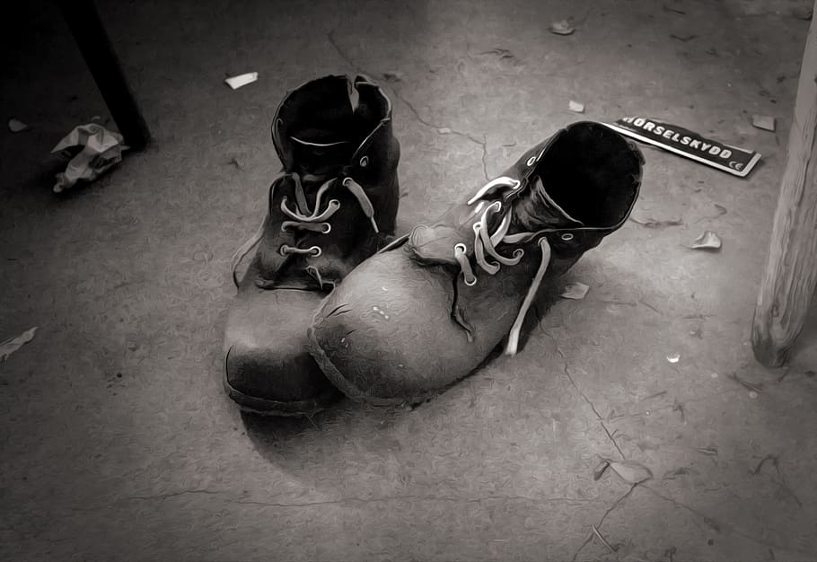 shoes, old, leather, worn, retro, couple, laces, wear, vintage HD wallpaper